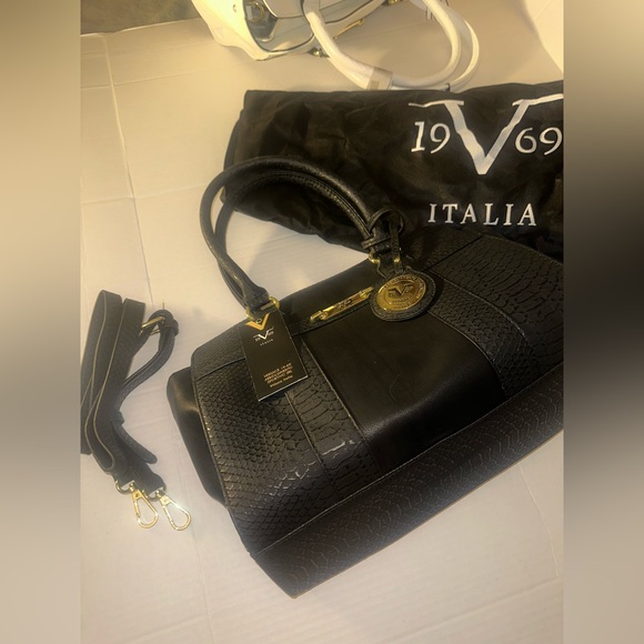 Versace 1968 willow tote nwt and shoulder strap too dust bag! - Picture 14 of 16